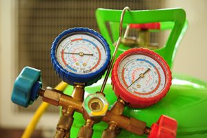 Refrigerant gauges